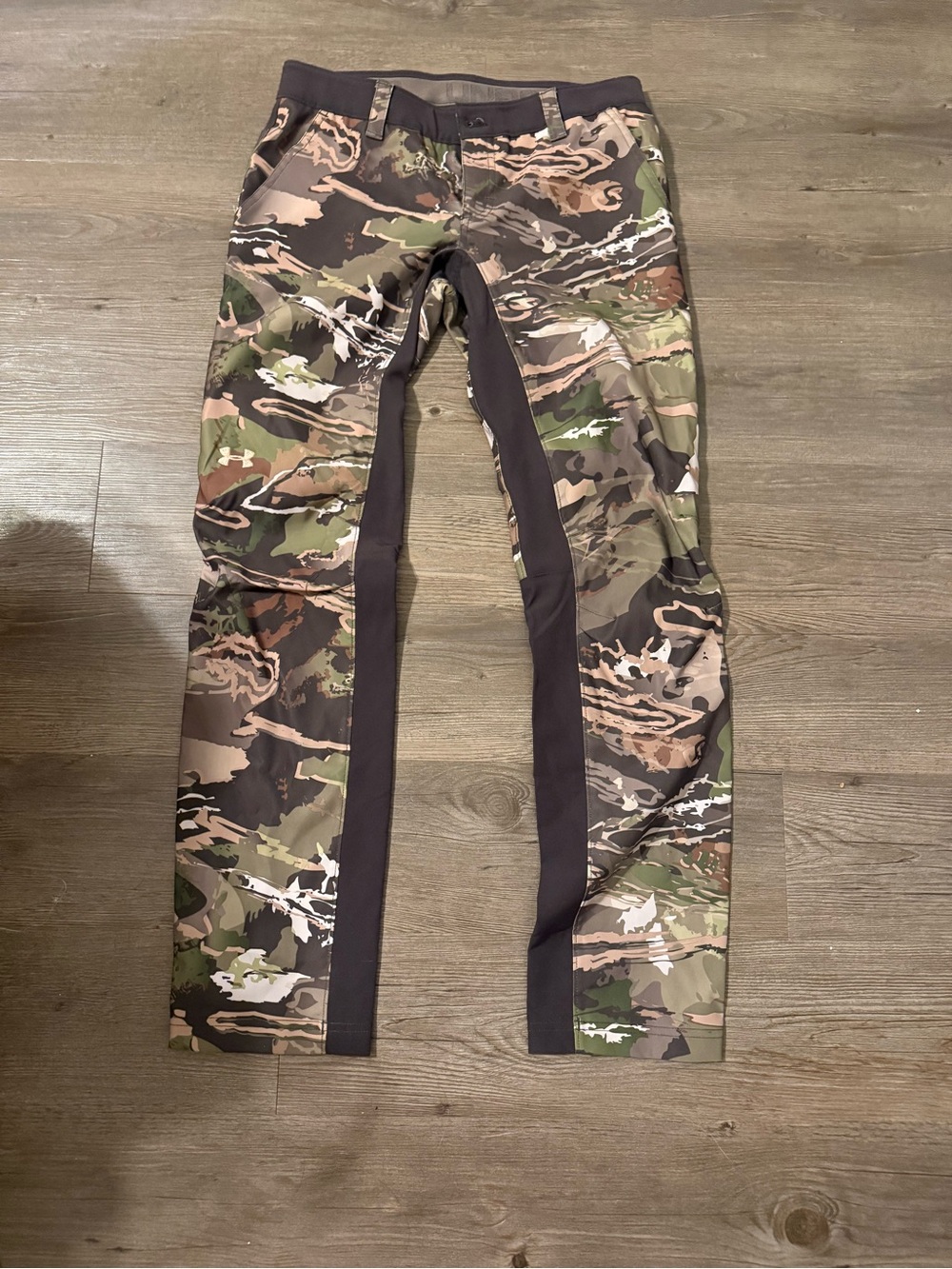 Under Armour Women's Camo Performance Leggings in Green, Brown & Black